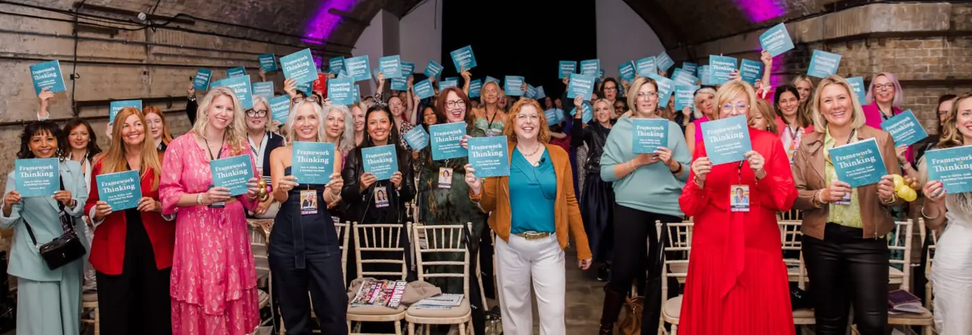 SHOWTIME-Framework-Thinking-Books SHOWTIME Audience holding up Susann Reay's Framework Thinking Books. 1st October 2025